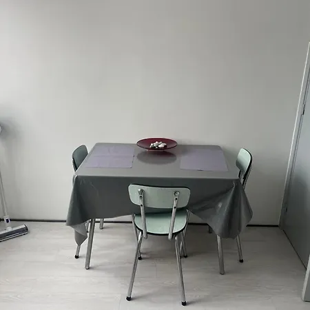 Proche Gare Routiere Apartment